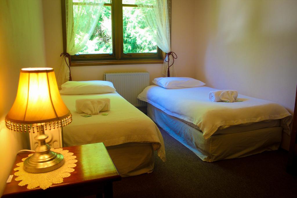 Hotel Avonleigh カトゥーンバ 部屋 写真
